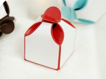 2 Tone Red Favour Box -50pc 2 Tone Red Favour Box -50pc